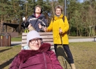 Wspólnota Spotkań SPES na spacerze nordic walking